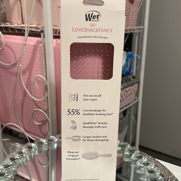 LoveShackFancy Wet Brush Pink Floral Paddle Detangler-Rosa Beaux - Picture 5 of 6